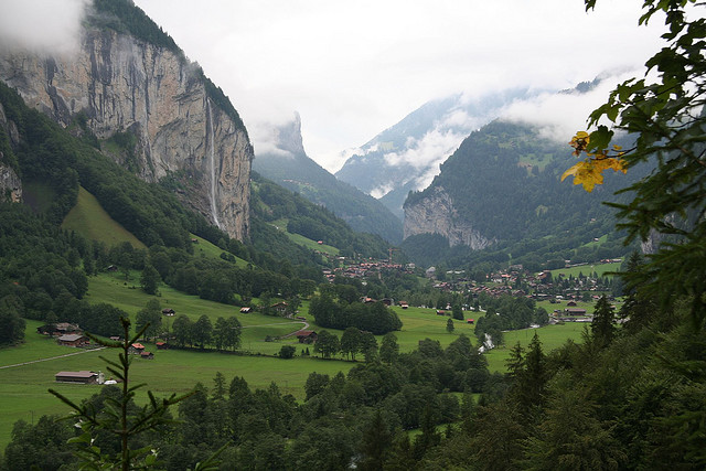 Perierga.gr - Lauterbrunnen