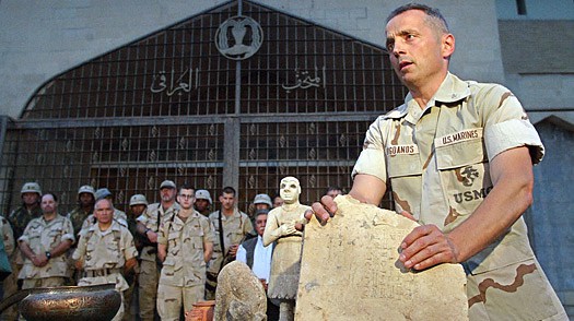 Μ.Μπογδάνος: Ο ομογενής που έσωσε τους αρχαίους θησαυρούς του Εθνικού Μουσείου του Ιράκ