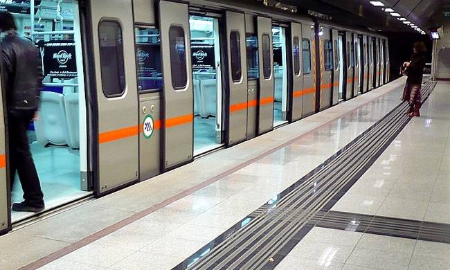WiFi: Πότε θα μπορούμε να σερφάρουμε δωρεάν στο μετρό της Αθήνας