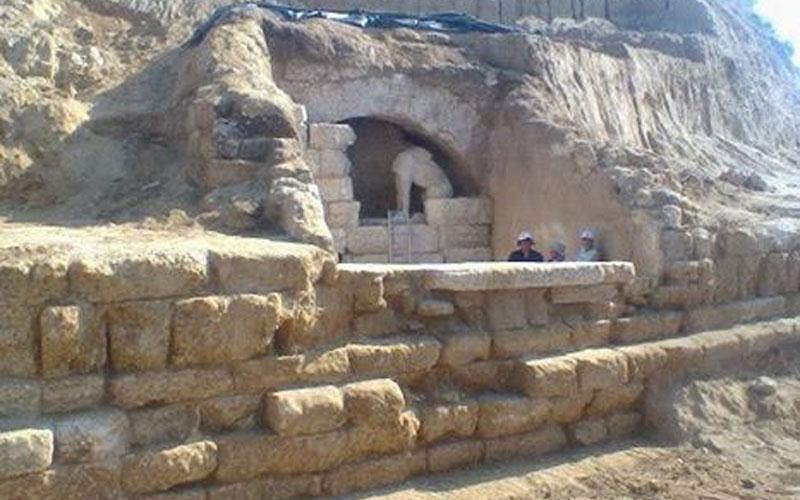 Ιταλός αρχαιολόγος: H ΕΕ δεν θέλει ανασκαφές σαν της Αμφίπολης γιατί αναδεικνύεται ο ελληνικός πολιτισμός