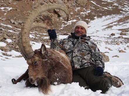 Θυμάστε τον Κτηνίατρο που δολοφονούσε Άγρια & Σπάνια Ζώα για την Ευχαρίστησή του; Δείτε την Τραγική του κατάληξη…
