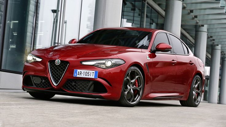 Η Alfa Romeo Giulia Quadrifoglio φτάνει τα 250 χλμ./ ώρα (βίντεο)