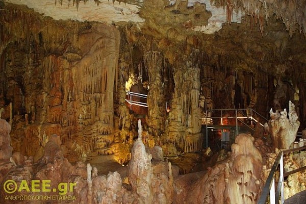 petralona_cave_4