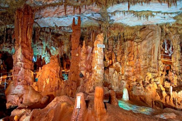 petralona_cave_5