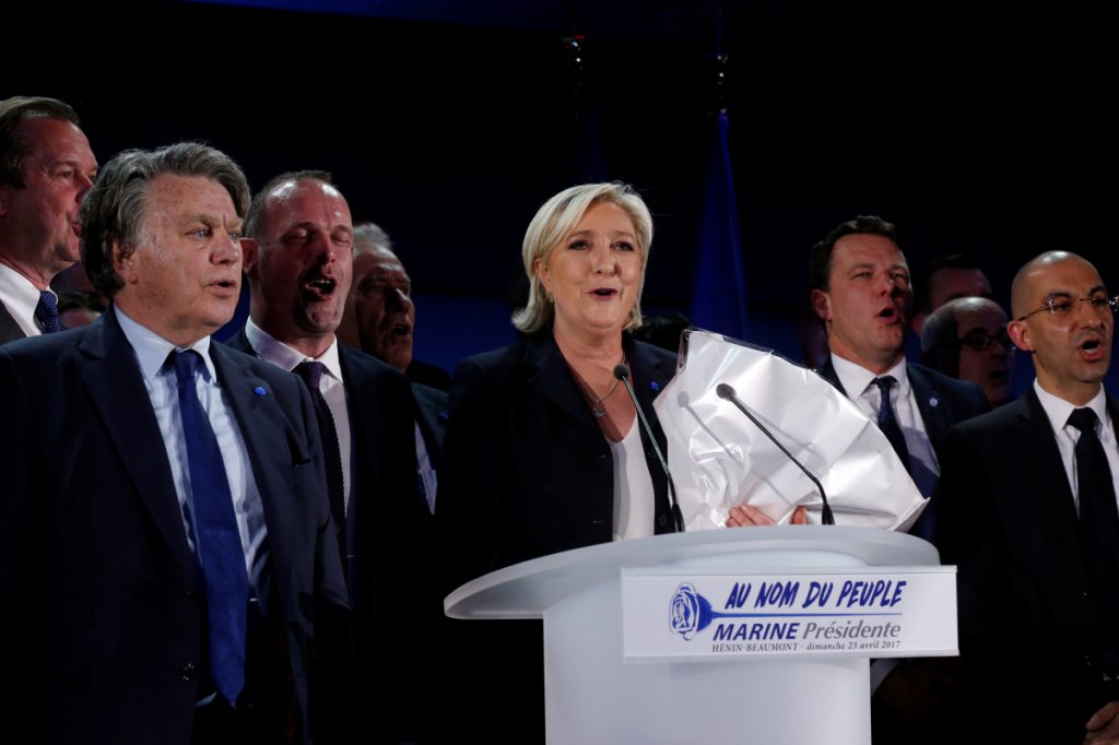 Γαλλία: Κατά της Λεπέν τάσσονται οι περισσότεροι υποψήφιοι που δεν πέρασαν στον δεύτερο γύρο