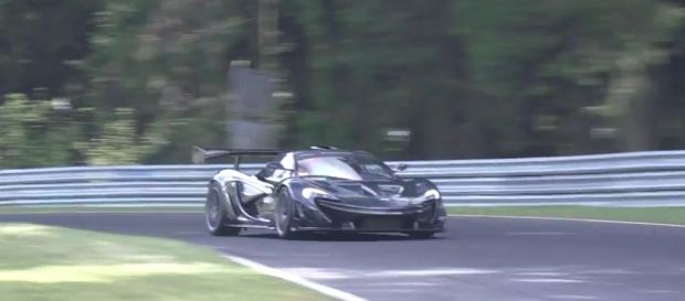 «Πετάει» σπίθες η McLaren P1 LM στο Nürburgring – «Ίπταται» σε μέρα δοκιμών εξέλιξης! (βίντεο)