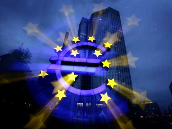 Περίεργη διαρροή από τη FAZ: Στο ευρώ όλες οι χώρες της Ε.Ε. έως το 2025 – Διαψεύδει ο Β.Ντομπρόβσκις