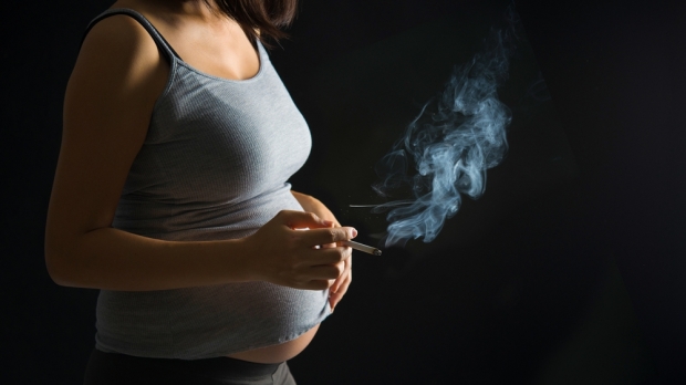 Το κάπνισμα μπορεί να προκαλέσει βλάβες στο ήπαρ του εμβρύου