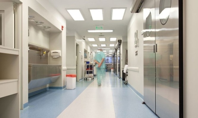 Απλήρωτοι 3.150 εργαζόμενοι στα δημόσια νοσοκομεία – Προσελήφθησαν μέσω του ΟΑΕΔ