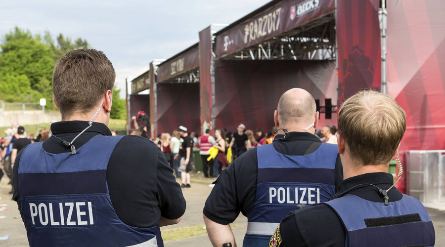 Συναγερμός στην Γερμανία: Εκκενώθηκε φεστιβάλ με 90.000 ανθρώπους! (φωτό, βίντεο)