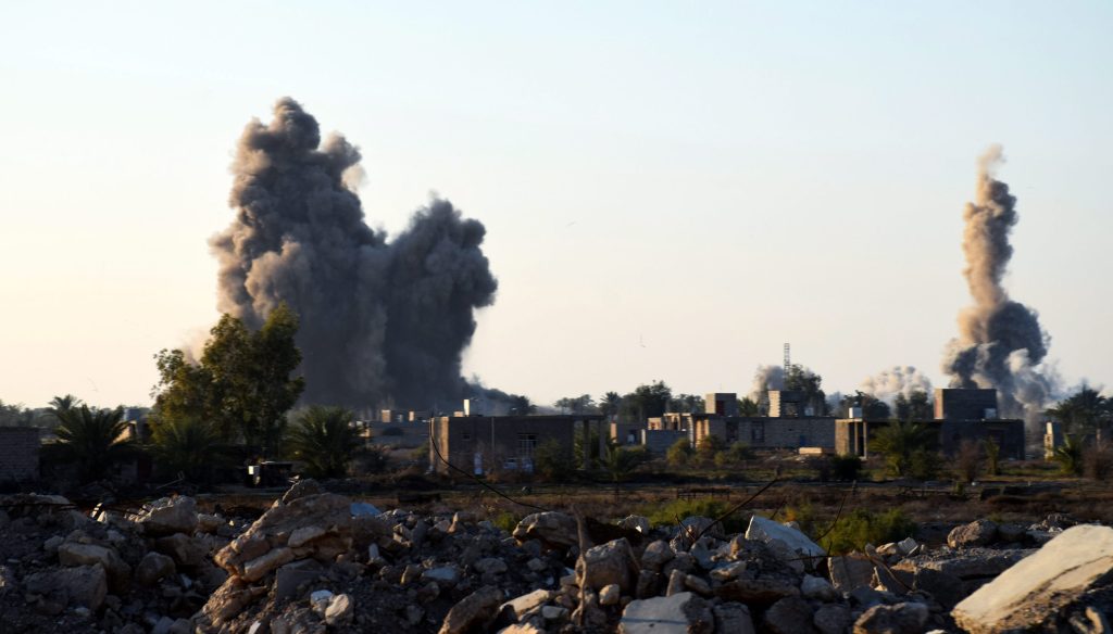 Στρατιωτική επιχείρηση κατά του ISIS με βόμβες φωσφόρου στην Μοσούλη (φωτό, βίντεο)