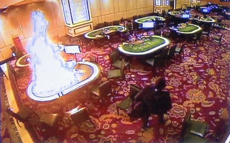 Βίντεο: Η στιγμή της εισβολής του ενόπλου σε καζίνο στις Φιλιππίνες – Τζογαδόρος ο δράστης