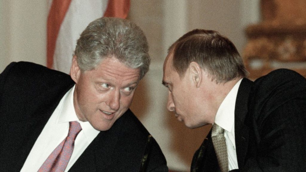 Αποκαλύψεις Βλ. Πούτιν: «Είχα προτείνει στον Μπιλ Κλίντον η Ρωσία να μπει στο ΝΑΤΟ» (βίντεο)