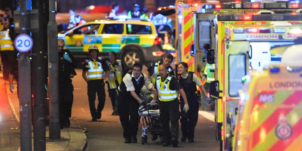 Βρετανία: Δεκαοκτώ τραυματίες παραμένουν σε κρίσιμη κατάσταση