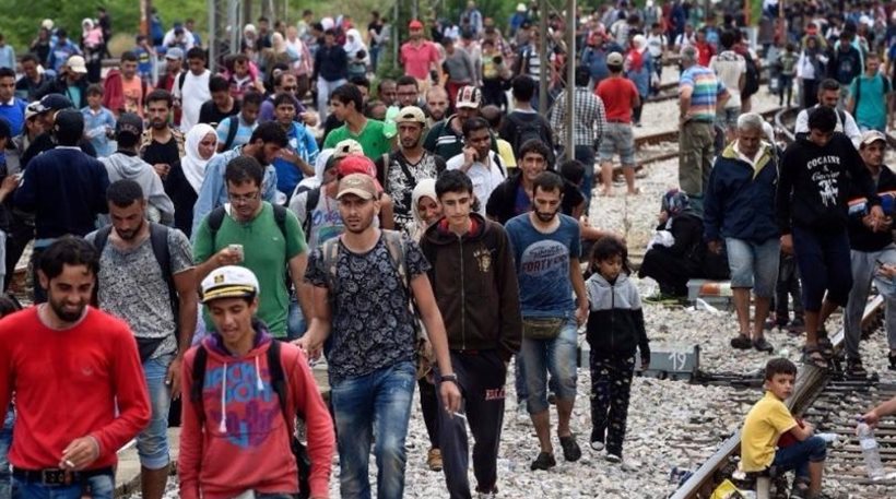 Τσεχία: Αποφάσισε να αναστείλει τη μετεγκατάσταση των προσφύγων από την Ελλάδα