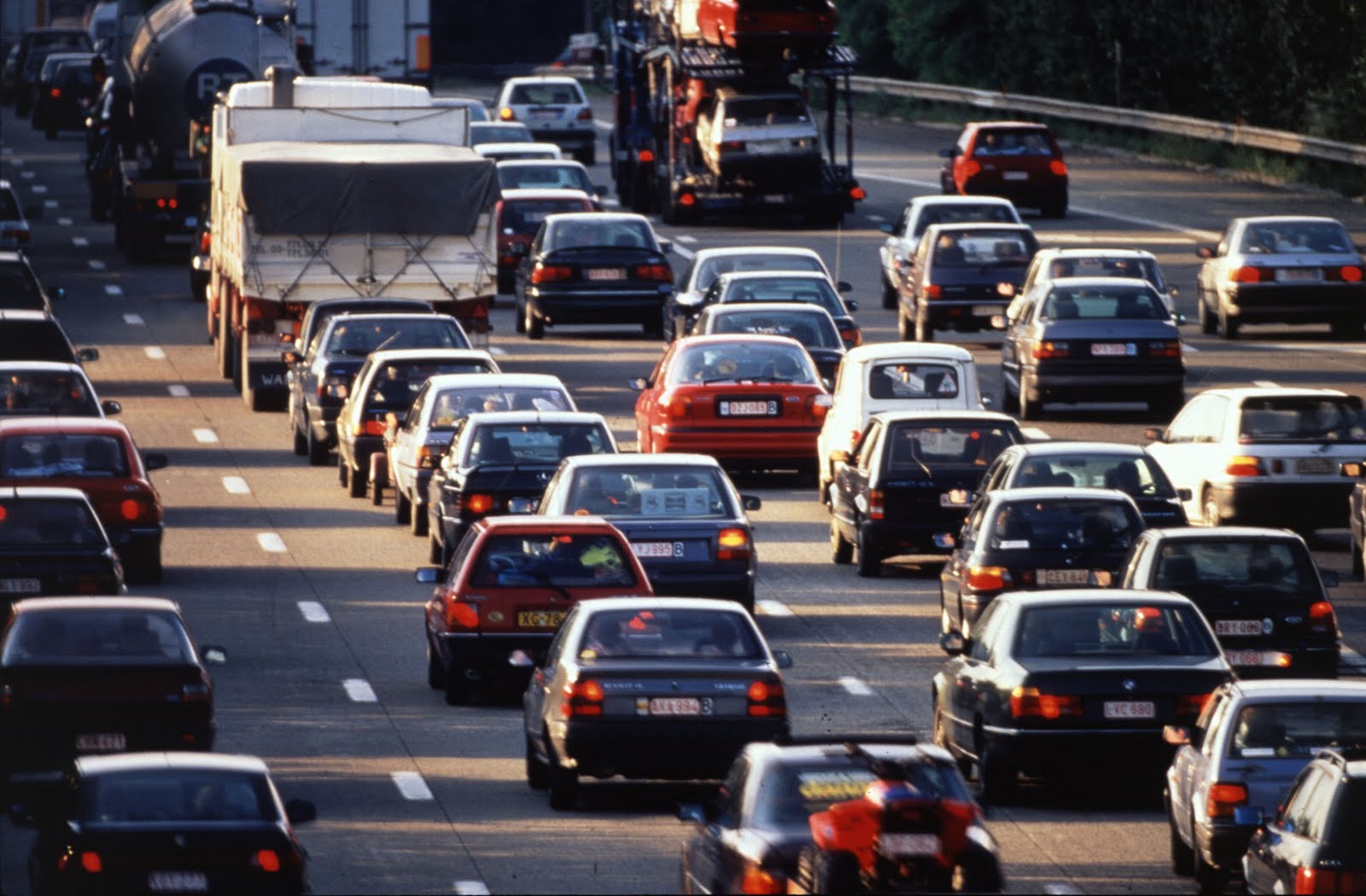200.000 οχήματα εμφανίζονται ανασφάλιστα εξαιτίας λαθών στο σύστημα – Τι πρέπει να γνωρίζουν οι οδηγοί