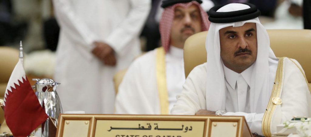 Το ενδεχόμενο ενίσχυσης του οικονομικού αποκλεισμού έναντι του Κατάρ εξετάζουν τα ΗΑΕ