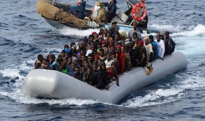 Οκτώ νεκροί μετανάστες και δεκάδες αγνοούμενοι ανοιχτά της Λιβύης
