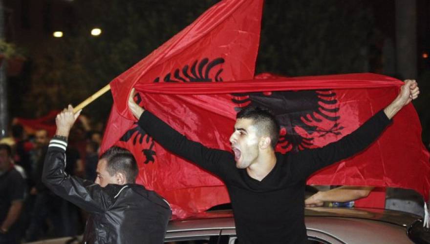 Έντονη η αλβανική προκλητικότητα προς την Ελλάδα αν και το 25% των επενδύσεών τους είναι ελληνικό