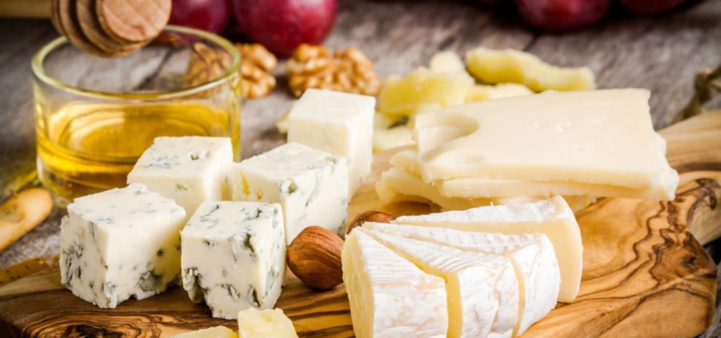 Έρευνα: Φάτε άφοβα τυρί βοηθάει στην ακοή!