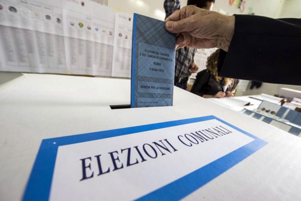 Κάλπες στην Ιταλία: Εκτός δεύτερου γύρου οι υποψήφιοι του Μπέπε Γκρίλο