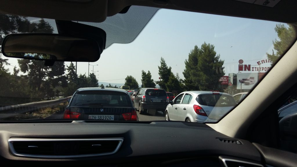 Ατύχημα στην Ε.Ο. Αθηνών-Λαμίας – «Ουρά» οχημάτων ενός χιλιομέτρου (φωτό)