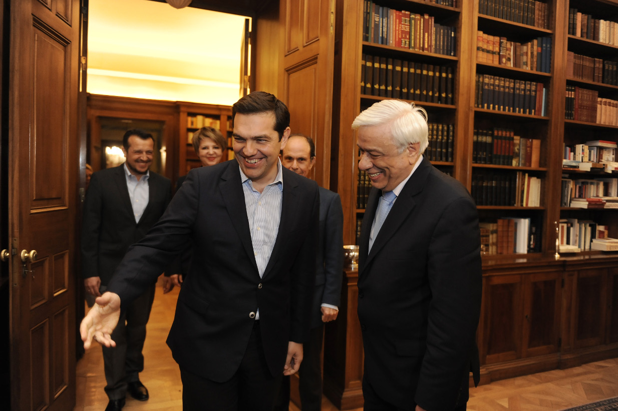 Τετ α τετ Τσίπρα Παυλόπουλου για το αποτέλεσμα του Eurogroup