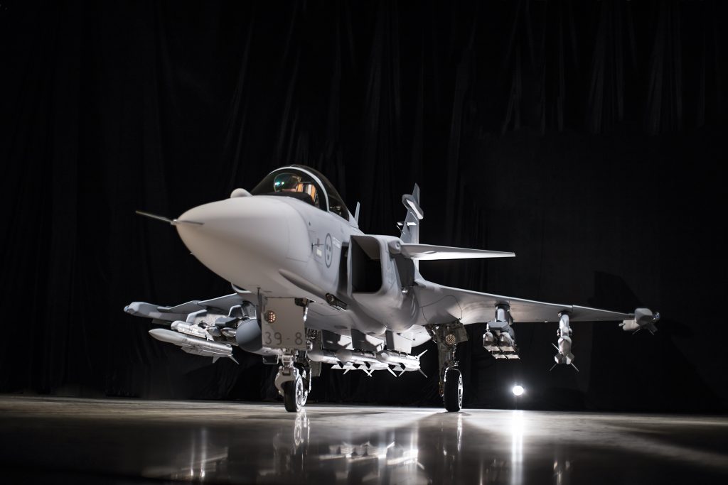 Gripen E next generation: Πρώτη πτήση για το σουηδικό μαχητικό νέας γενιάς