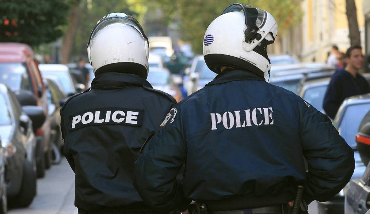Αμφιλοχία: Η αστυνομία βρήκε οπλοστάσιο σε σπίτι