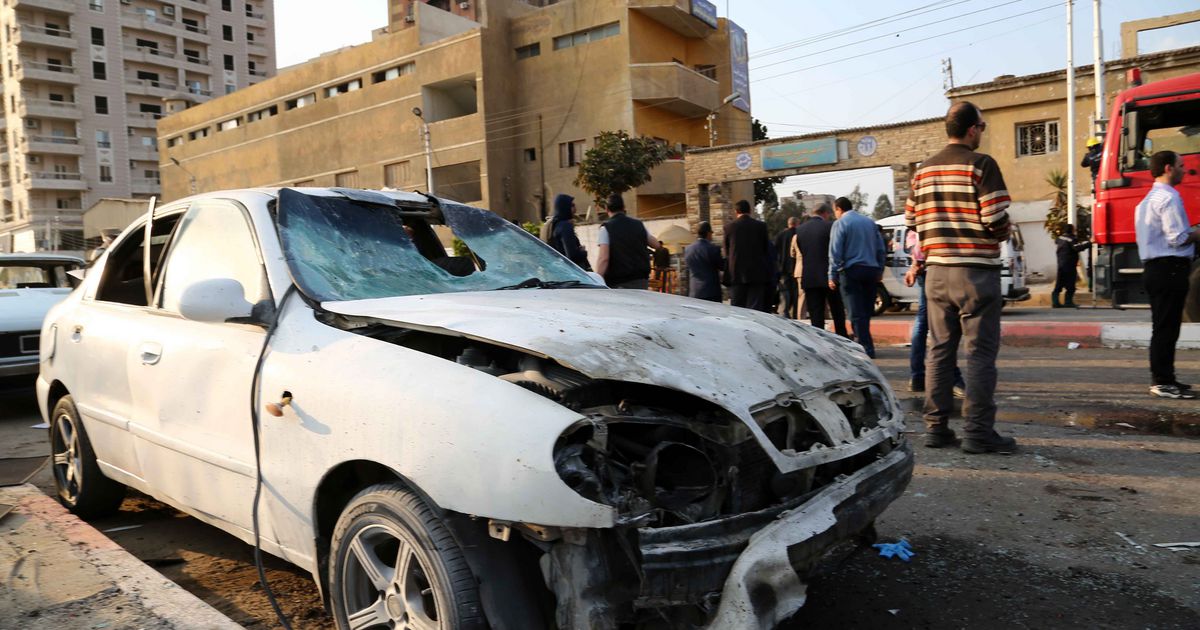 Αίγυπτος: Βομβιστική επίθεση σε αυτοκίνητο που μετέφερε αστυνομικούς- Ένας νεκρός
