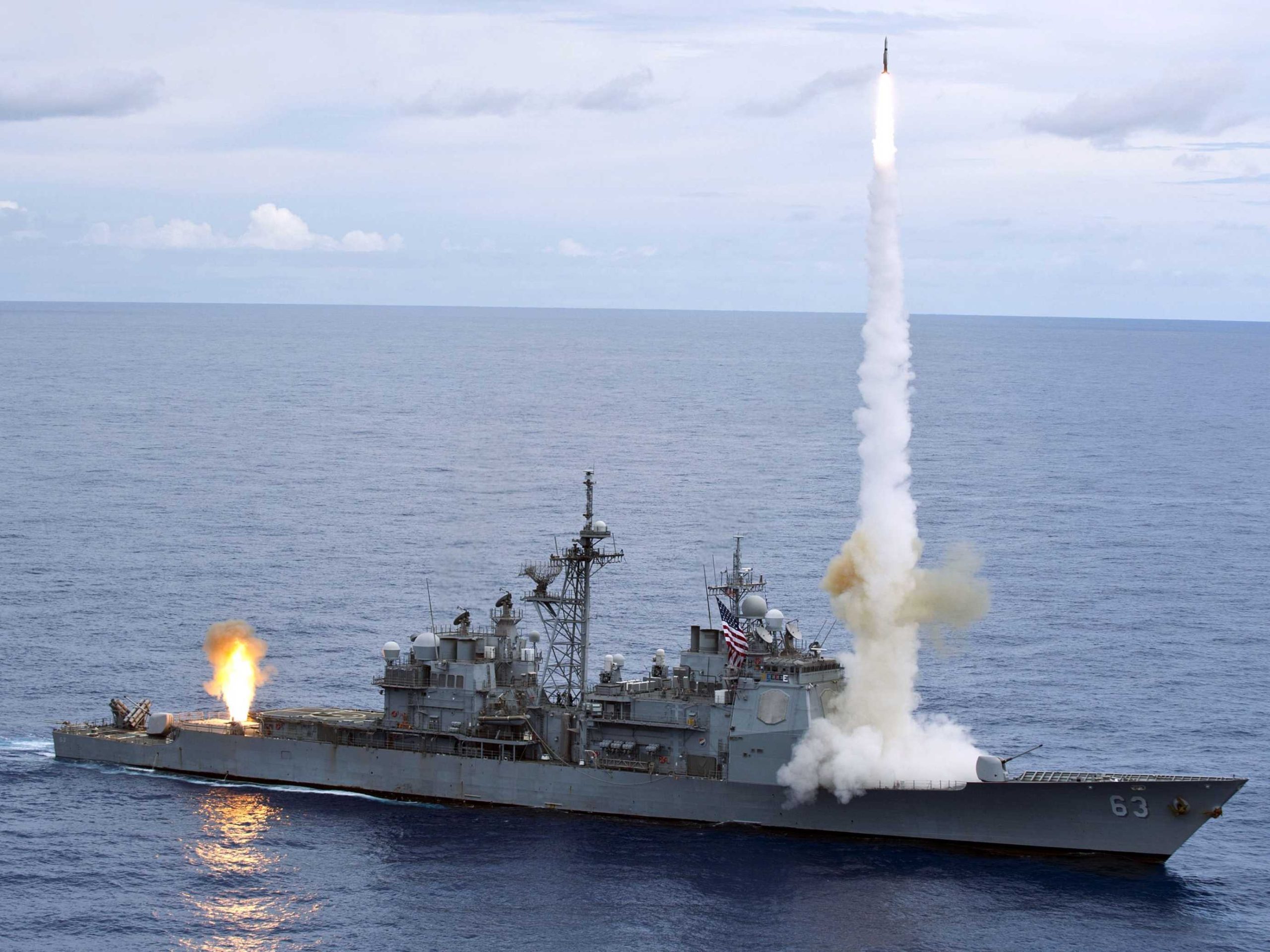 Μπορεί το αμερικανικό Ναυτικό να γίνει πιο μεγάλο, δυνατό και φονικό μέσα σε 5 χρόνια; (βίντεο)