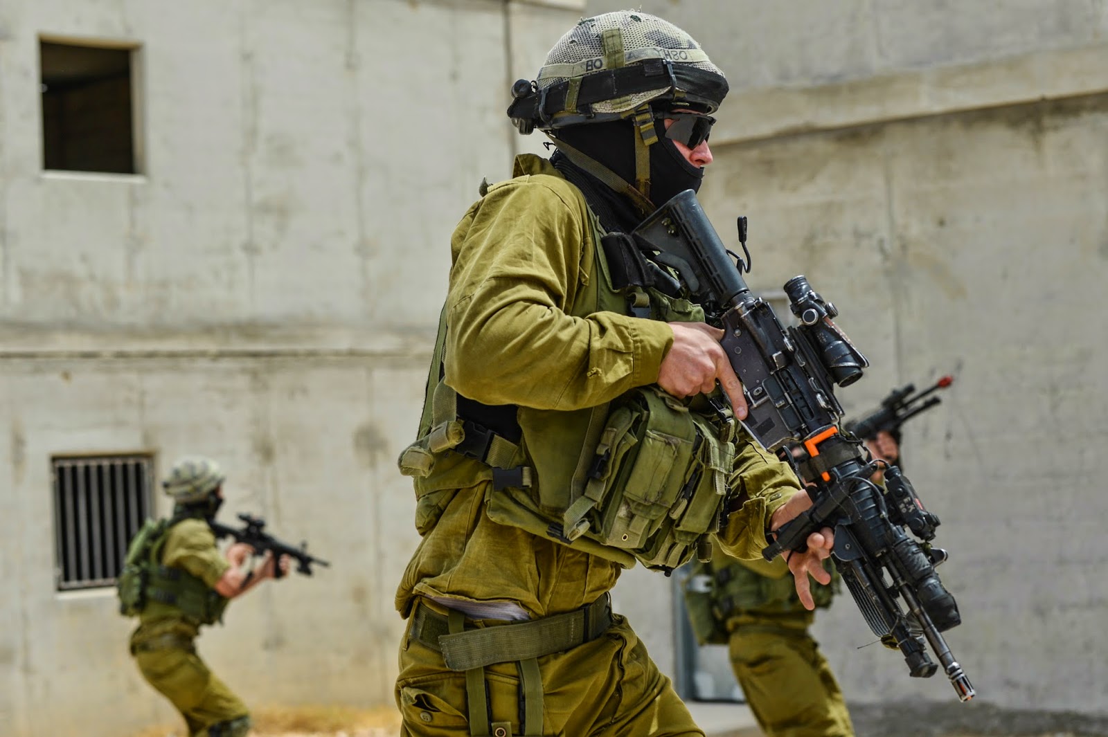 Ισραηλινοί στρατιώτες πυροβόλησαν… Παλαιστίνιο – Τους απειλούσε να τους μαχαιρώσει