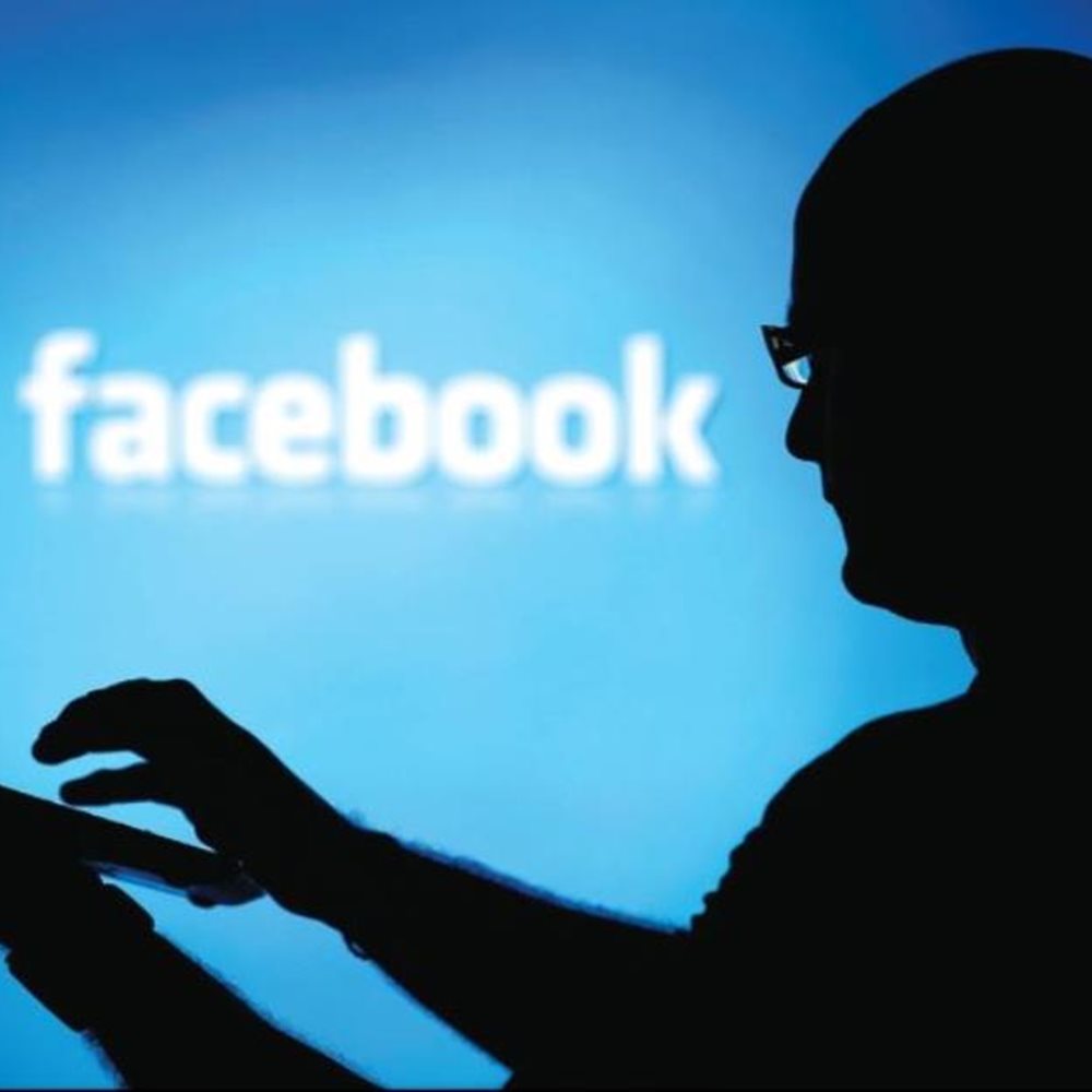 To facebook θα χρησιμοποιεί δεδομένα από “Instagram” και “WhatsApp” για την εντόπιση τρομακρατών