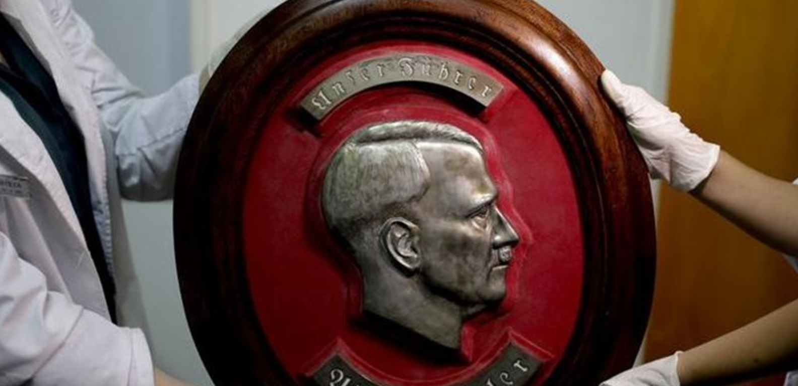 Μπουένος Άιρες: Εντοπίστηκαν δεκάδες ναζιστικά αντικείμενα σε κρύπτη (φώτο,βίντεο)