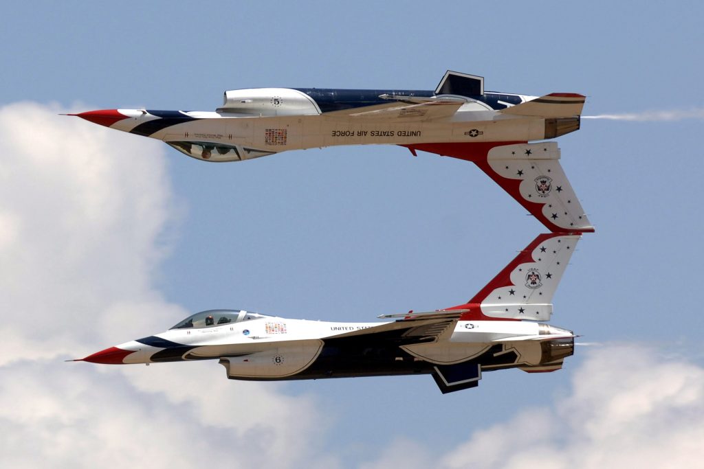 Συντριβή F-16 του ακροβατικού Σμήνους Thunderbirds της USAF (φωτό)