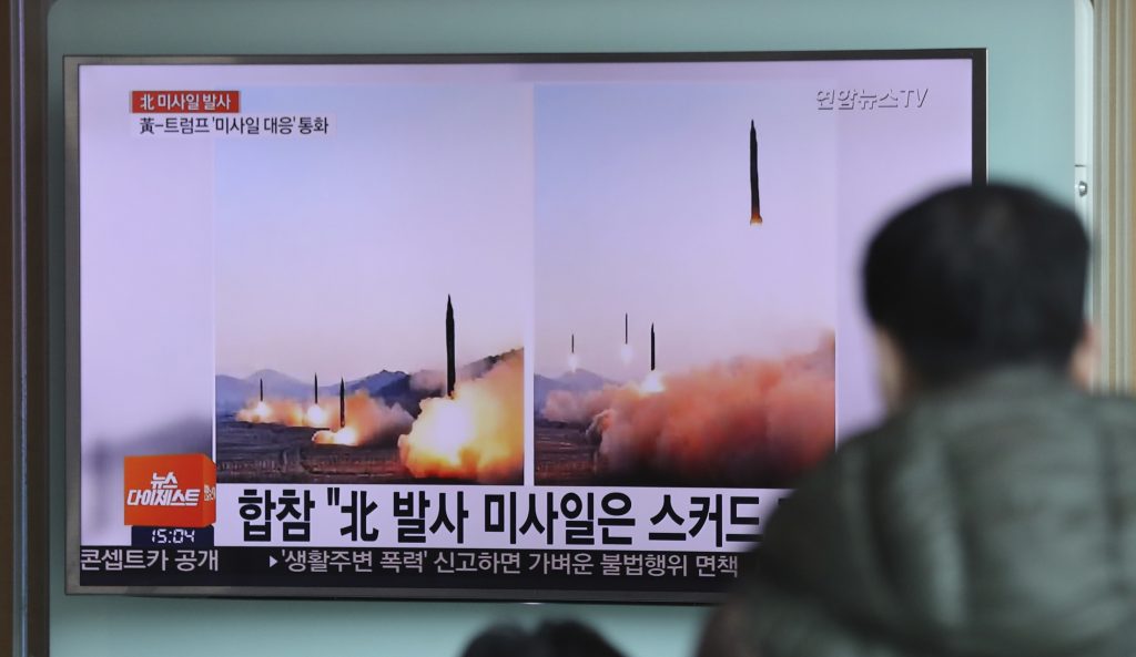 ΗΠΑ: Επιζητούν μεγαλύτερες πιέσεις στη Β.Κορέα από την Κίνα ώστε να παύσει το πυραυλικό της πρόγραμμα