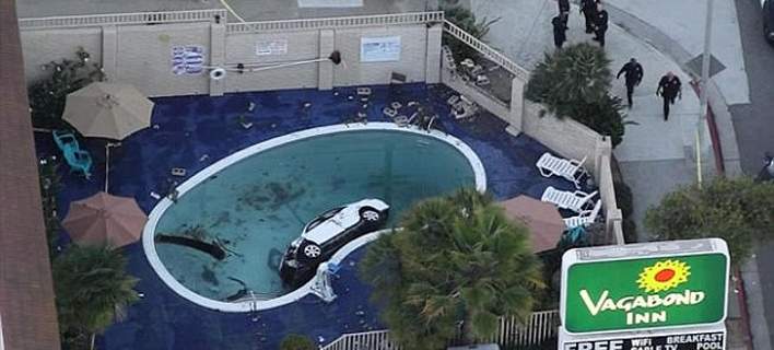 Τραγικό ατύχημα στο Λος Άντζελες: Αμάξι έπεσε σε πισίνα με παιδιά – 8 τραυματίες (φώτο)