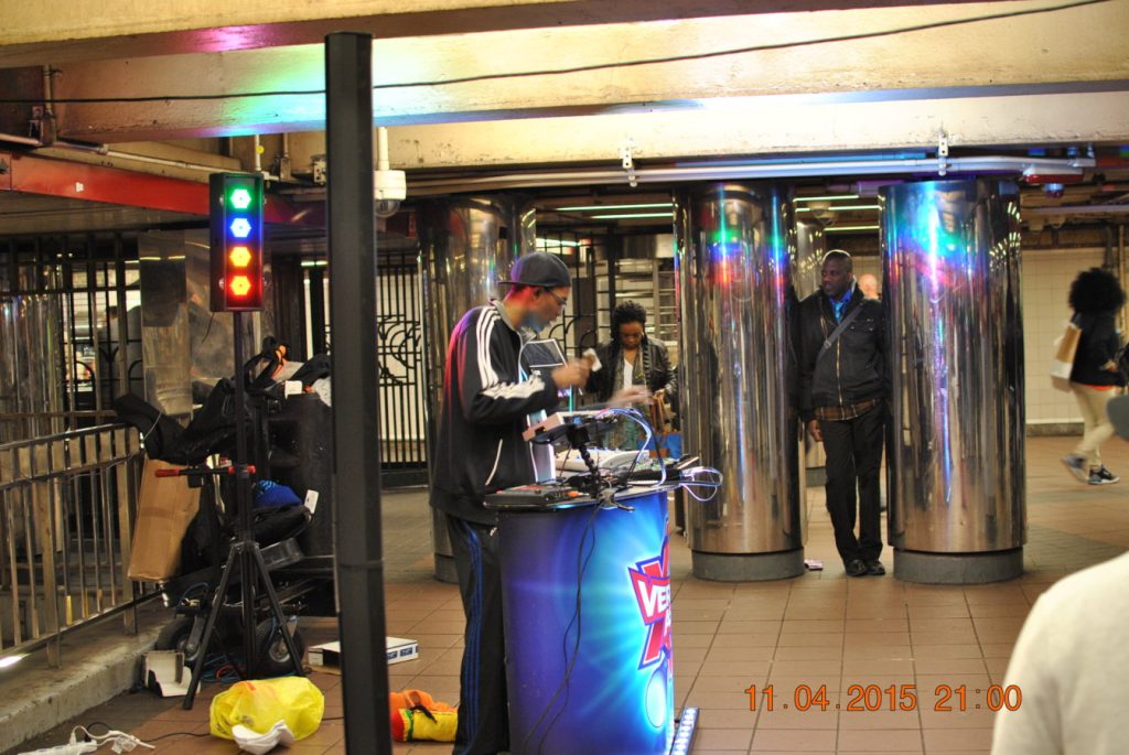 Νέα Υόρκη: Εκκενώθηκε συρμός του μετρό λόγω βλάβης-34 οι τραυματίες (φωτό, βίντεο) (upd)