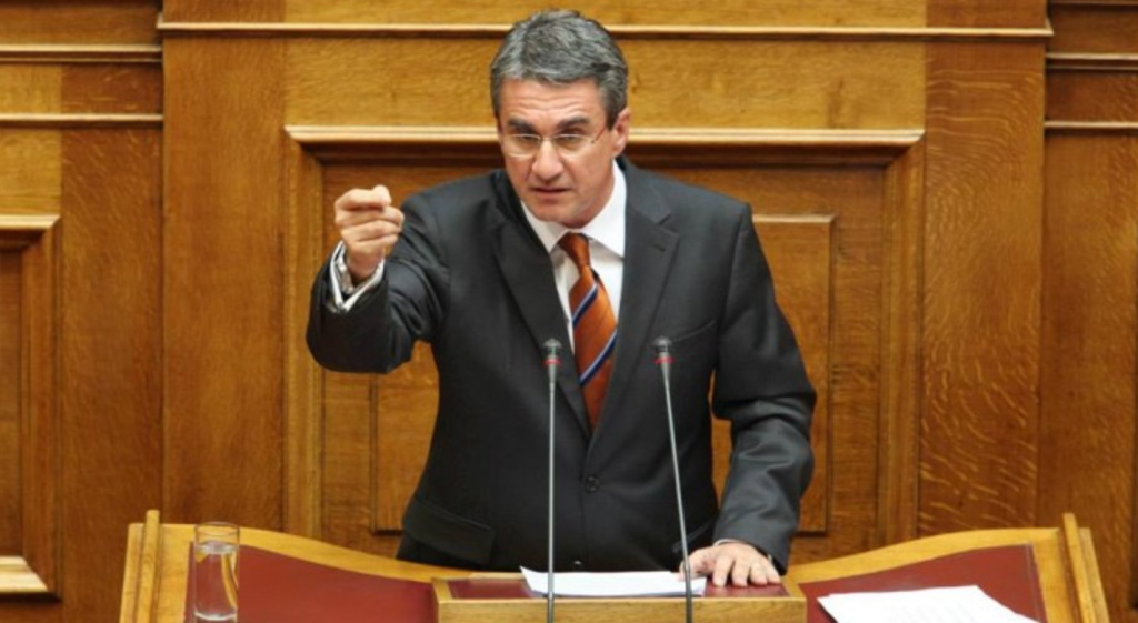 Βουλή: Ερώτηση Λοβέρδου σε Τσακαλώτο για λαθρεμπόριο τσιγάρων