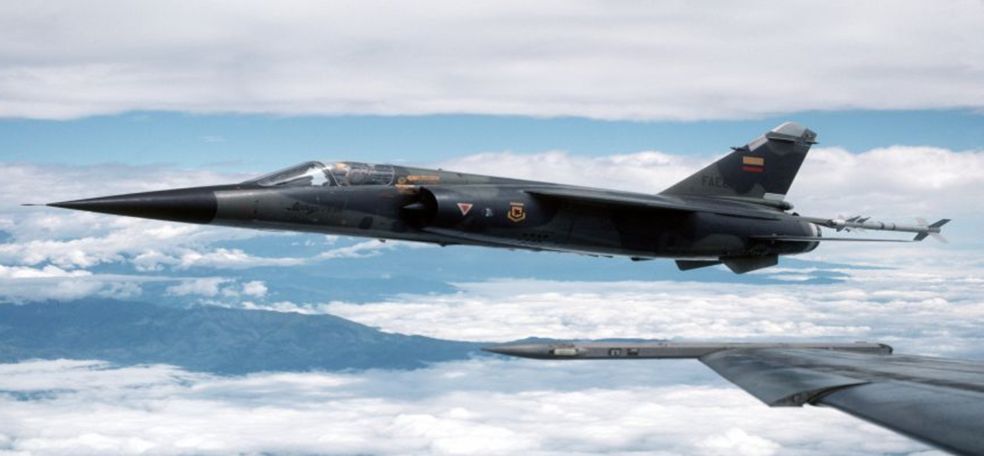 Γαλλία: Πήγαινε σπίτι του με βομβαρδιστικό αεροσκάφος της πολεμικής αεροπορίας