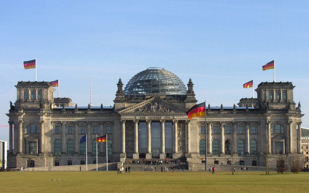Bundestag: «Πράσινο φως» για το γάμο των ομοφυλόφιλων