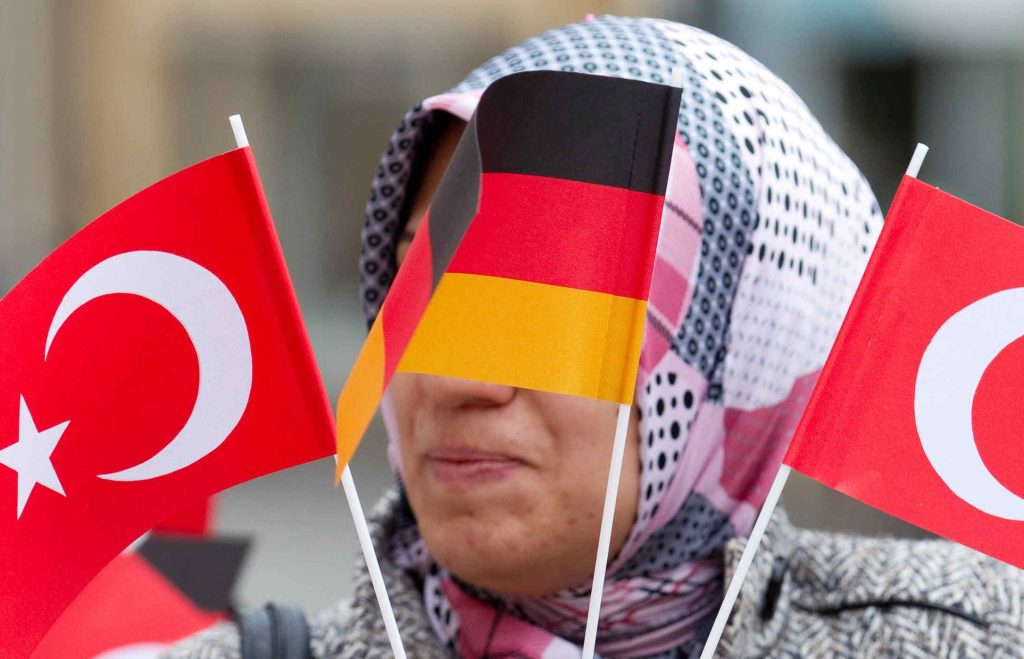 Φρανκφούρτη: Περισσότεροι οι αλλοδαποί από τους Γερμανούς κατοίκους