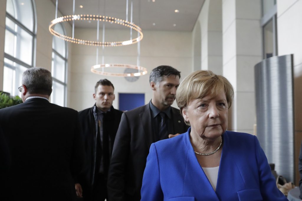 SZ: Η πολιτική παγίδα στην οποία έπεσε η «αήττητη» Α.Μέρκελ από το SPD