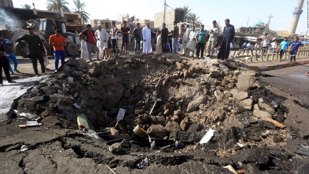 Ιράκ: Καμικάζι αυτοκτονίας ανατινάχθηκε και σκότωσε 14 ανθρώπους