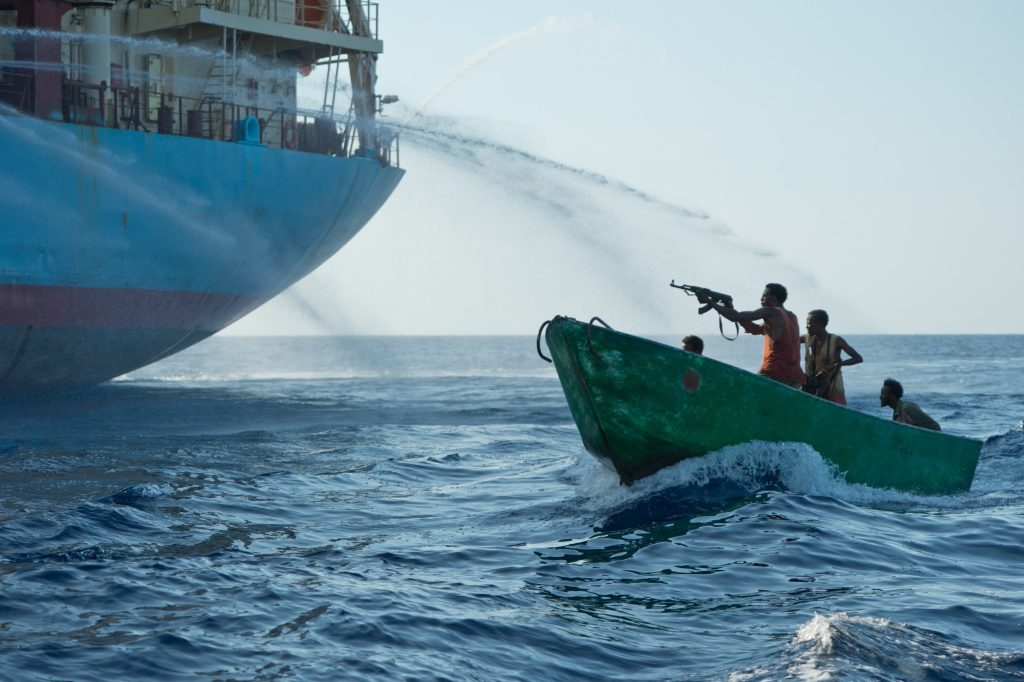 Βίντεο: Η στιγμή της επίθεσης πειρατών από την Σομαλία σε πλοίο