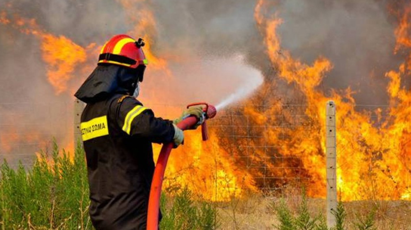 Συνολικά 62 πυρκαγιές σε όλη τη χώρα το τελευταίο 24ωρο