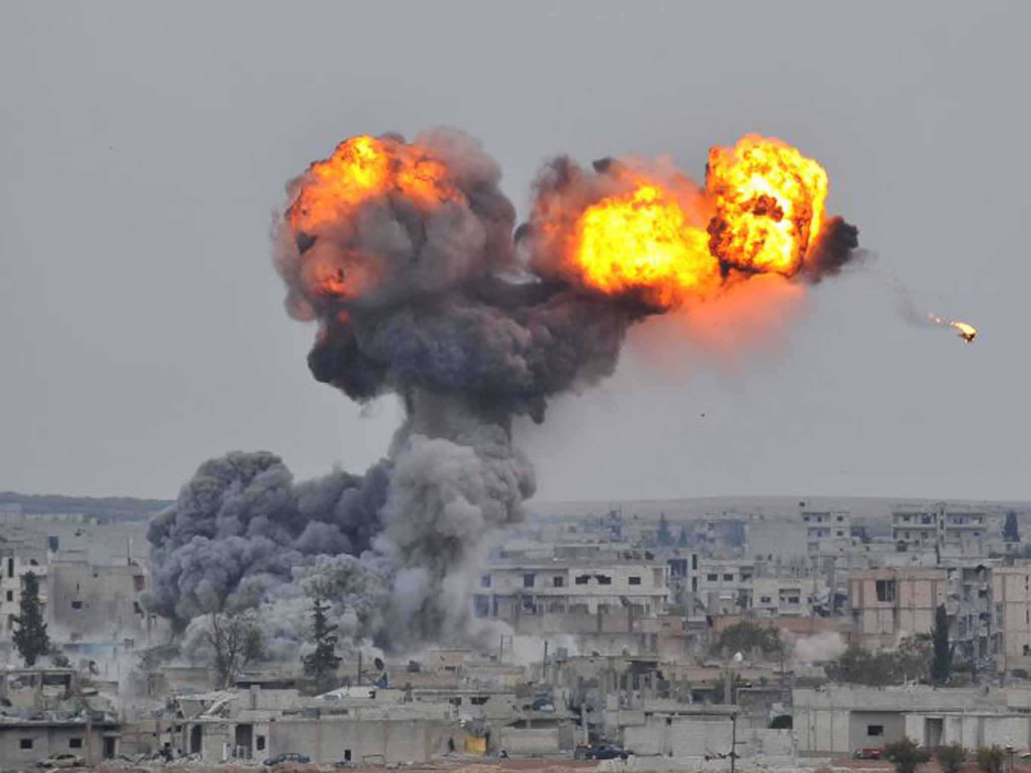 Βομβαρδισμοί εναντίον του ISIS έχουν στοιχίσει τη ζωή σε 603 άμαχους