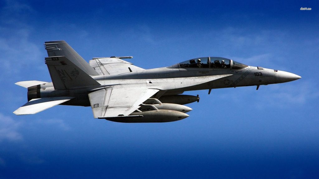 Βίντεο: Τα μαχητικά αεροσκάφη F-18 σε πτήσεις εξάσκησης
