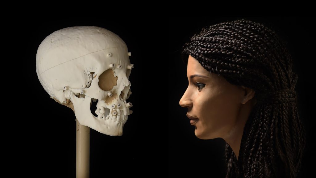 Επιστήμονες αναδημιούργησαν το 2.000 ετών πρόσωπο μούμιας (βίντεο)