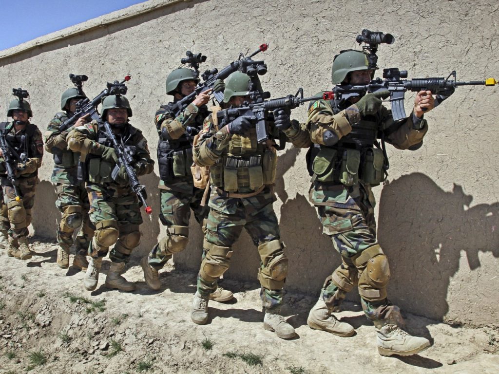 Αφγανιστάν: Αιματηρή μάχη με πάνω από 200 Ταλιμπάν νεκρούς